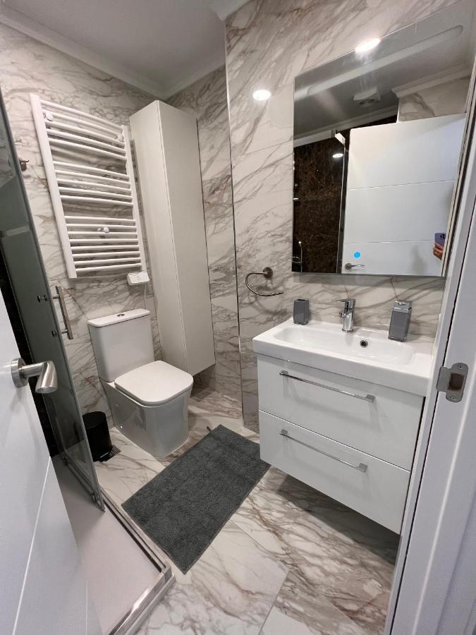 Orihuela Costa 3 Bdr Condo On La Zenia Beach With Patio Exterior photo